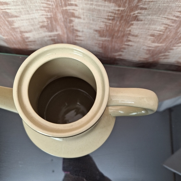 Vintage STRAWBERRIES 🍓 pitcher with lid, freezer to oven stoneware. - Picture 8 of 13